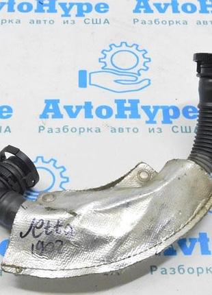 Патрубок на воздушный насос vw jetta 19-