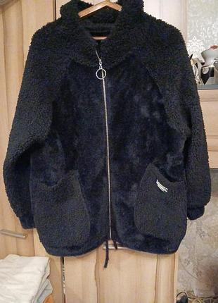 Продам женский кардиган, новый,рукава,капюшон,карманы барашков,перед,зад ангора
