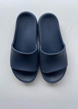 Тапочки crocs 2