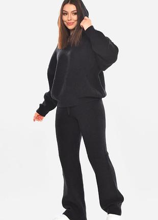 Костюм жіночий однотонний чорного кольору р.onesize 210424k
