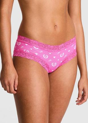 Женские трусики victoria's secret (7114439124787) wink lace-trim cheeky xl розовые