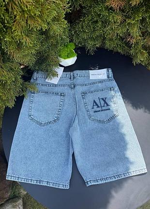 Джинсовые шорты от бренда armani exchange