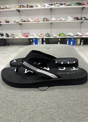 Вʼєтнамки tommy hilfiger