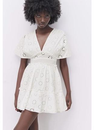 Коротке  плаття з прошви zara