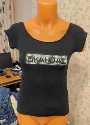 Футболка