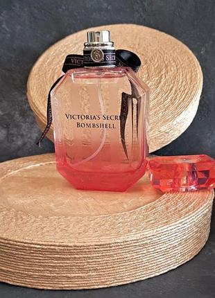 Victoria's secret bombshell