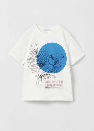 Стильна футболка zara