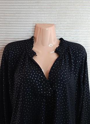 Вишукана чорна блузка m&s collection із золотим принтом розмір 2xl - 3xl