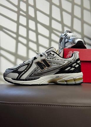 New balance 1906r white black metallic
