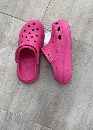 Crocs жіночі рожеві