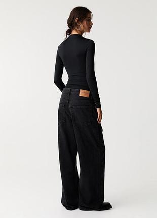 Чорна кофта боді лонгслів pull&bear 3