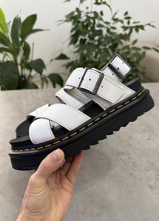 Жіночі босоніжки dr. martens , розмір 36, оригінал