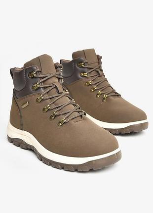 Ботинки мужские демисезонные коричневого цвета 207352k