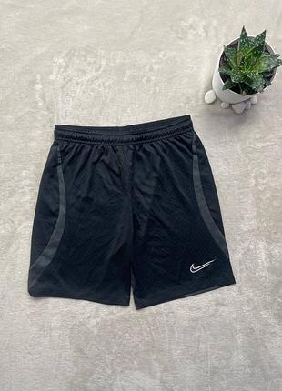 Шорти nike dri-fit