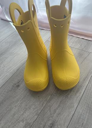 Яскраві дитячі чоботи crocs j1 3