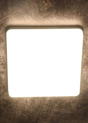 Сучасний квадратний світильник стельовий led для кімнати кухні ванної 25188 білий 4х23х23 см.