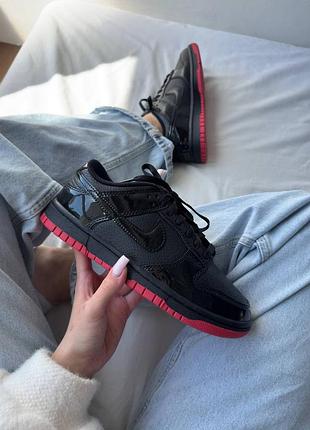 Nike dunk low black red lacquer