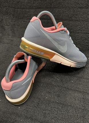 Кроссовки женские nike