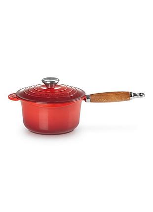 Ковш le creuset wooden handle saucepan 21139180602460 18 см 1.8 л красный