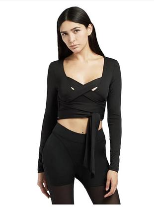 Reebok cardi b top