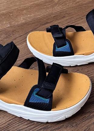 Teva zymic босоніжки сандалі жіночі р.40 (26,5 см)