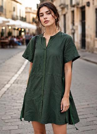 Смарагдова лляна сукня з короткими рукавами та v-подібним вирізом linen gallery галерея льону