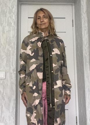 Вітровка жіноча