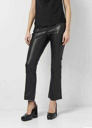 Новые кожаные брюки zara