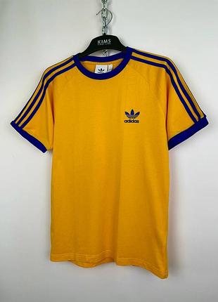 Adidas originals мужская желто синяя футболка