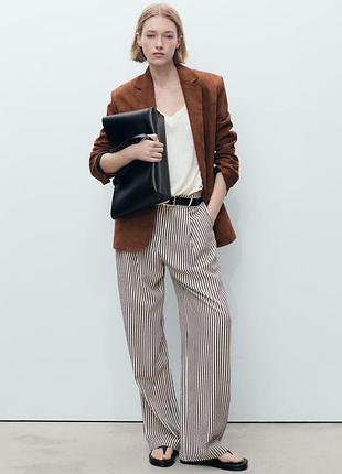 Легкі штани з жатої тканини на літо від mango