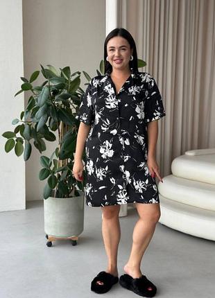 Шовкова чорно-біла сорочка на ґудзиках для дому plus size