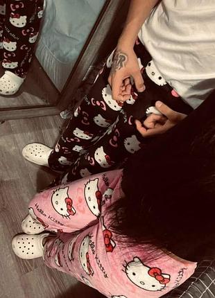 Женские пижамные штаны hello kitty | тёплые розовые, чёрные, белые | уютный стиль на каждый день