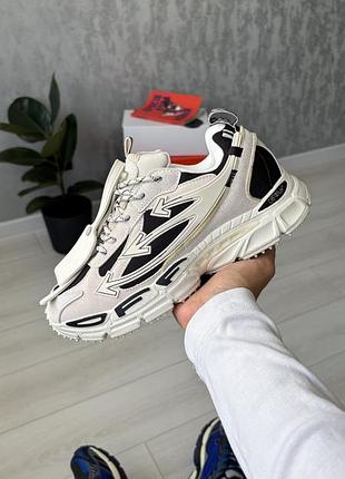 Be right back white/black 2