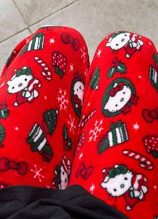 Штани hello kitty, які не захочеш знімати — перевірено!