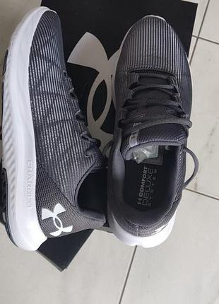 Кроссовки under armour