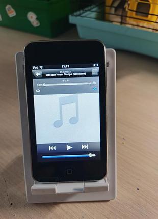 Продам ipod 3 8gb 2