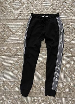 Чоловічі спортивні штани calvin klein