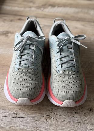 Hoka one one arahi 4