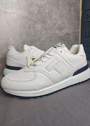 Чоловічі кросівки tonny black — classic white (турція) р.41 (устілка 26.5 см) р. 43 (устілка 28)