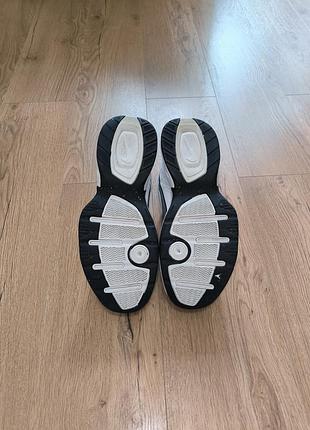 Кроссовки nike 4