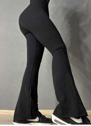 Ідеальні чорні довгі жіночі штани базові спортивні кльош xl/xxl
