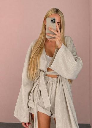 Стильный льняной костюм с шортами кимоно