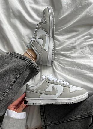 Женские кроссовки найк сб данк nike sb dunk low white light grey 39