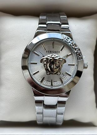 Топ! женские часы versace на браслете серебряного цвета