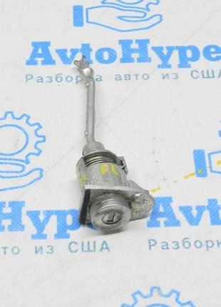 Личинка замка дверей перед лівий lexus rx 350/350h/500h 23-