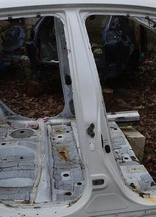 Стойка кузова центральная правая lexus rx350 rx450h 10-15 (01) белая на кузове