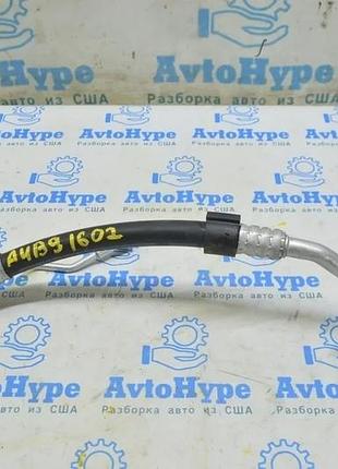 Трубка кондиціонера компресор-пічка третя audi a4 b9 17- 2.0t коротка r134a