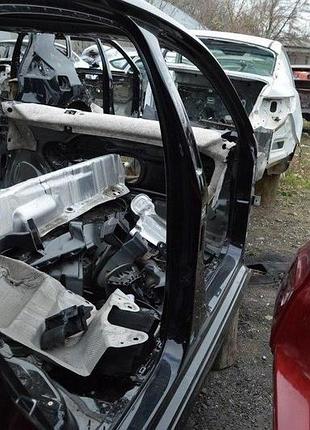 Стойка кузовная центральная правая vw passat b7 usa (04) черная