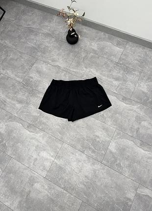 Жіночі шорти nike one dri-fit 3" black/white