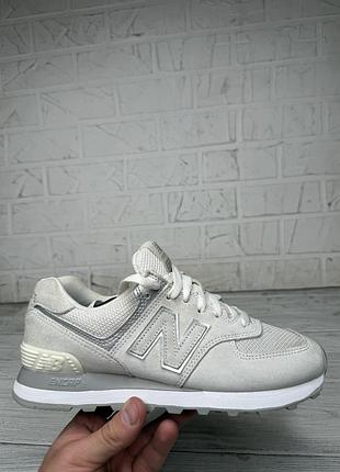 Крутые белые кроссовки new balance 574 оригинал